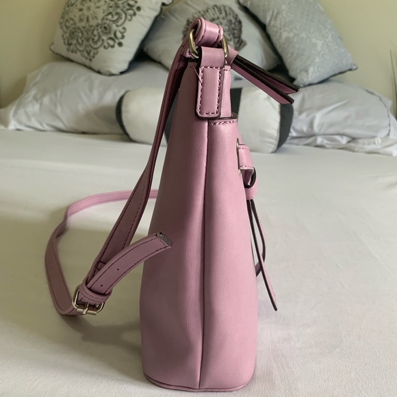 SOLD - Picture 4 of 6